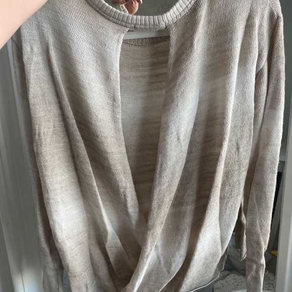 Open back sweater - Picture 1 of 2